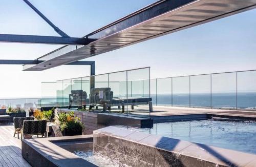 Cape Town City Centre Apartment | 16 On Bree by Stay In Luxury