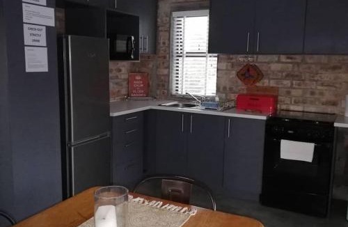 Die Boord Apartment | 16 Rhodes-North Self Catering Apartment & Studio