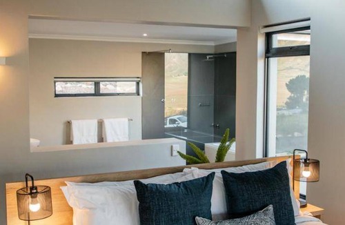 Slanghoek Apartment | 160 m² Apartment ∙ 2 bedrooms ∙ 4 guests