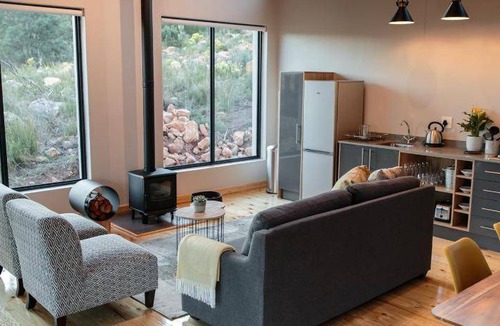 Slanghoek Apartment | 160 m² Apartment ∙ 2 bedrooms ∙ 4 guests
