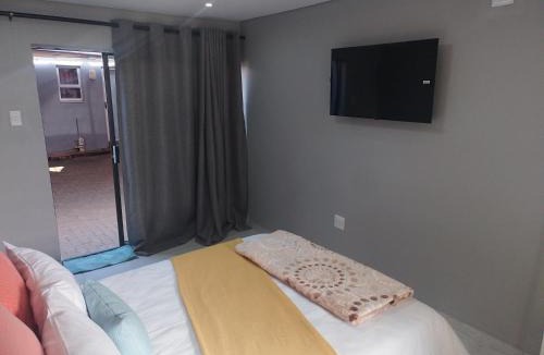 Goodwood House | 160 On Townsend Guesthouse