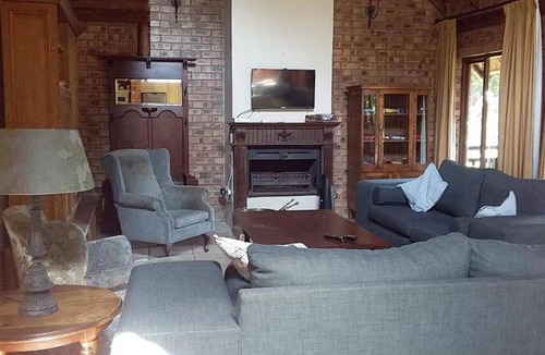 Schoemanskloof Apartment | 162 m² Apartment ∙ 3 bedrooms ∙ 6 guests