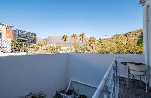 Cape Town City Centre House | 166 m² House ∙ 5 bedrooms ∙ 10 guests