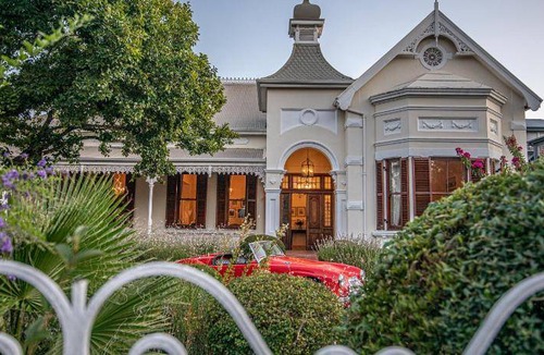 Stellenbosch Central Villa | 166 m² Villa ∙ 3 bedrooms ∙ 8 guests