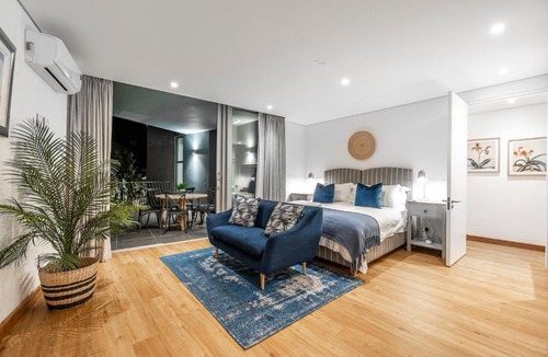 Westcliff Apartment | 17 Marine, 2 Bedroom Sea-Facing Apt101