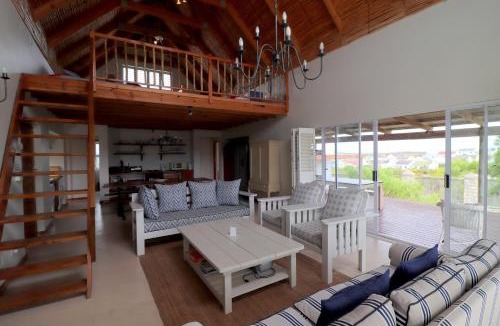 Arniston House | 17 On 6 Arniston