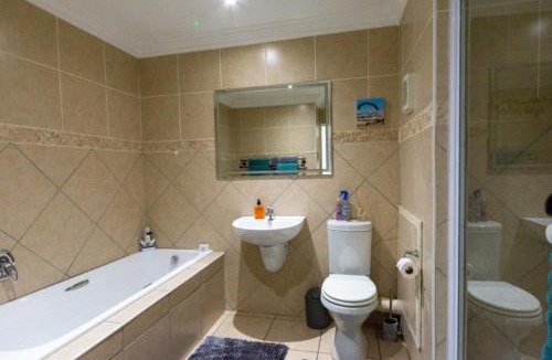 Jeffreys Bay Apartment | 17 The Dune Jeffreys Bay