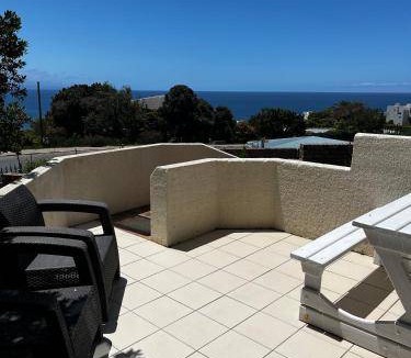 Plettenberg Bay Apartment | 177 m² Apartment ∙ 3 bedrooms ∙ 6 guests