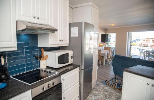 Waterfront Apartment | 18 Quay West, Waterfront