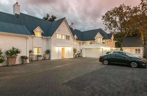 Greater Johannesburg Metropolitan Area Bed & Breakfast | 180 m² Bed and breakfast ∙ 2 guests