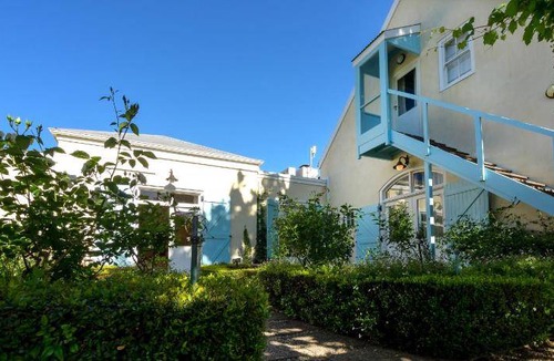Franschhoek Bed & Breakfast | 180 m² Bed and breakfast ∙ 3 bedrooms ∙ 6 guests