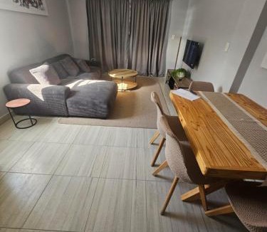 Gordons Bay Central Apartment | 180 Mont Blanc