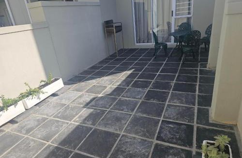 Gordons Bay Central Apartment | 180 Mont Blanc