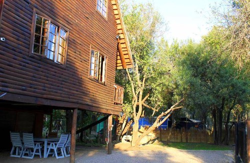 Hammanskraal House | 185 m² House ∙ 4 bedrooms ∙ 8 guests