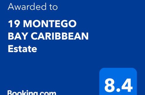 Port Edward Apartment | 19 MONTEGO BAY CARIBBEAN Estate