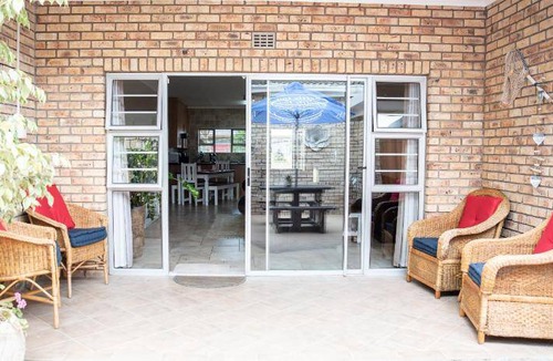 Colchester Apartment | 190 m² Apartment ∙ 3 bedrooms ∙ 6 guests