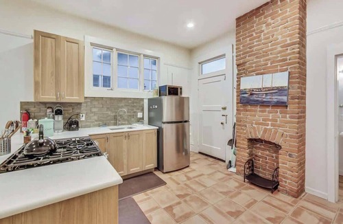 Pacific Heights Condo | 1BR Condo Heart of Pac Heights W/D Walk Score 97