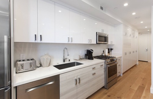 Inner Mission Condo | 1BR Condo w A/C, Rooftop Deck - San Francisco Life Real Estate