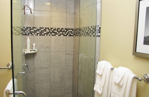 Nob Hill Hotel | 1BR Deluxe unit - 4 nites: 01/11/26 - 01/15/26; Walk to JP Morgan Conference
