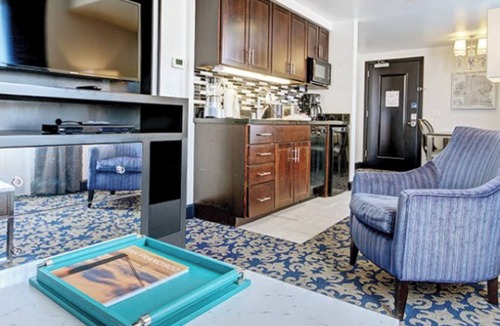 Nob Hill Hotel | 1BR Deluxe unit - 5 nights: 01/11/26 - 01/16/26 Walk to JP Morgan Conference