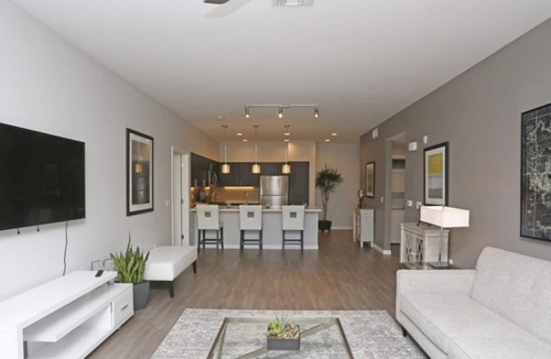 Menlo Park Condo | 1BR Lux. Apartments Near Facebook Headquarters