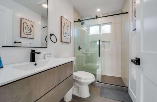 Sunnyvale West House | 1BR Work-Ready Near Tech Hubs 31 Nights