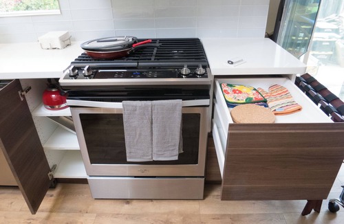 Northside Apartment | 2 Bed/2 Bath & Central AC Apartment+Sports TV .