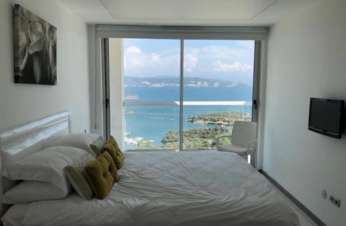 Kiyikislacik Apartment | 2 Bed Penthouse Apartment with Stunning Sea View