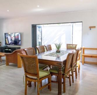 Waverley Apartment | 2 Bedroom Apartment in Waverley, Bloemfontein