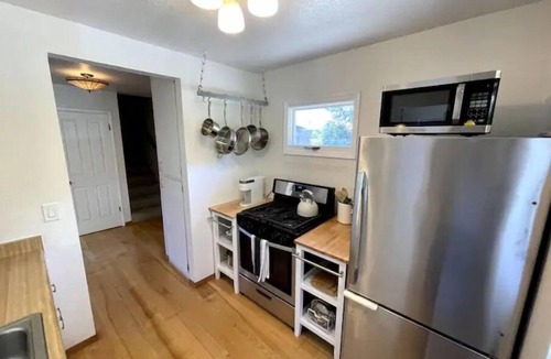Opal Cliffs House | 2 bedroom house 3 blocks to the beach