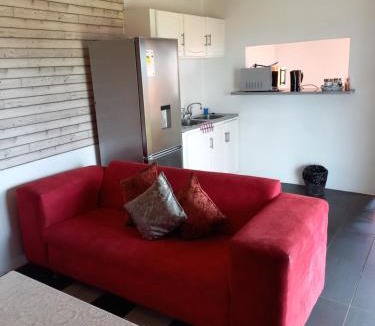 South Durban Apartment | 2 Bedroom Residential Home, along the coast.