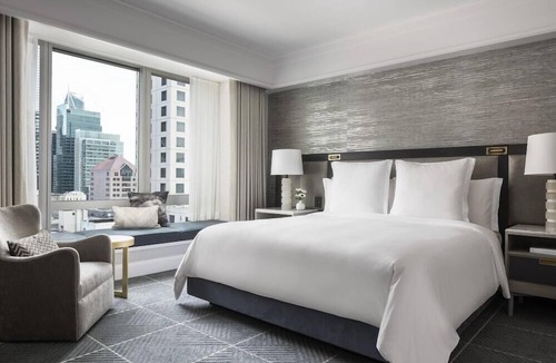 Union Square Hotel | 2 Connecting Suites at a 5⭐️ Hotel