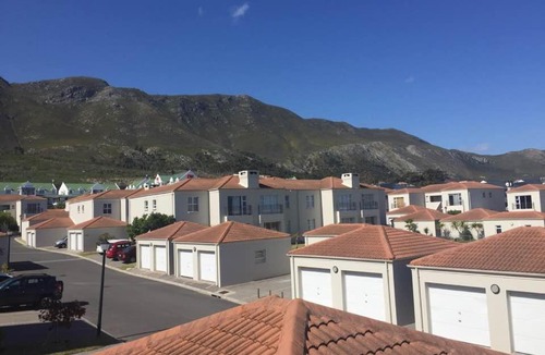 Hermanus Apartment | 2 Onrus Close
