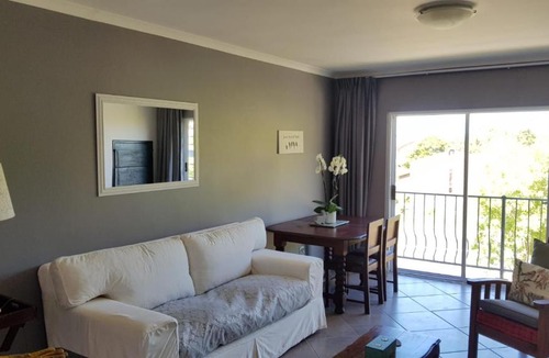 Hermanus Apartment | 2 Onrus Close