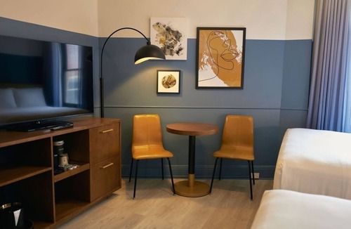 Theater District Hotel | 2 Relax in a Cozy Room Near Grace Cathedral & San Francisco Attractions