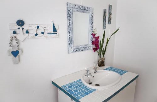 Van Dyks Bay House | 2 Sisters Retreat