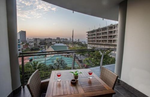 Durban Point Apartment | 2 Sleeper with King Bed at Point Waterfront