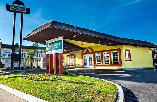 Central Sacramento Hotel | 2-Star Hotel ∙ Quality Inn & Suites