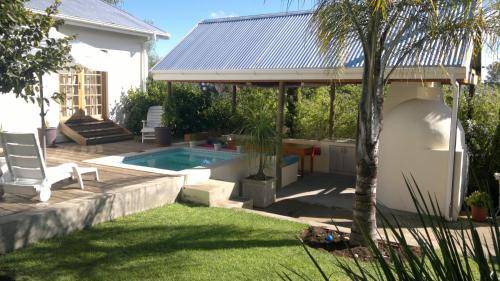 Oudtshoorn Bed & Breakfast | 20 m² Bed and breakfast ∙ 2 guests