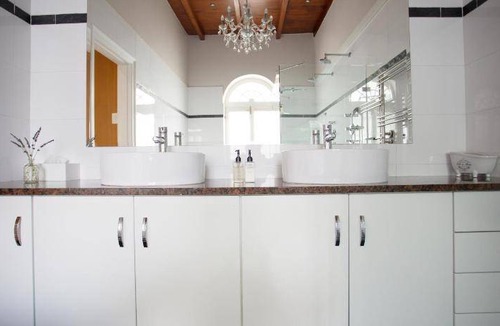 Worcester Central Bed & Breakfast | 20 m² Bed and breakfast ∙ 3 guests