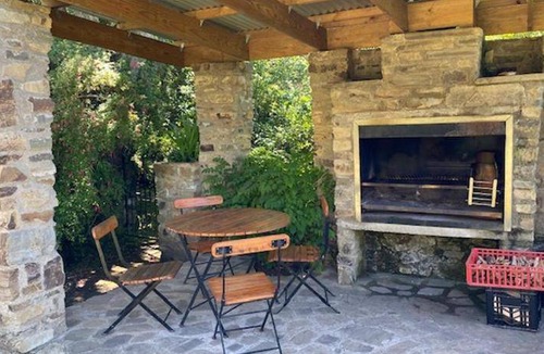 Hogsback Ski Chalet | 20 m² Chalet ∙ 2 bedrooms ∙ 4 guests