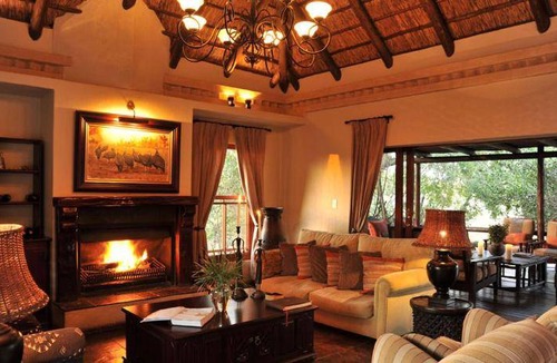Thorny Bush Game Reserve Cabin | 20 m² Lodge ∙ 2 guests