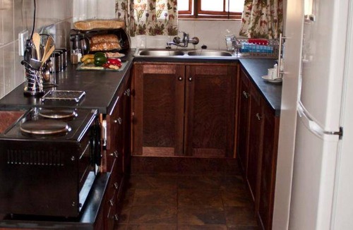 Magaliesberg Apartment | 20 m² Serviced apartment ∙ 3 bedrooms ∙ 10 guests