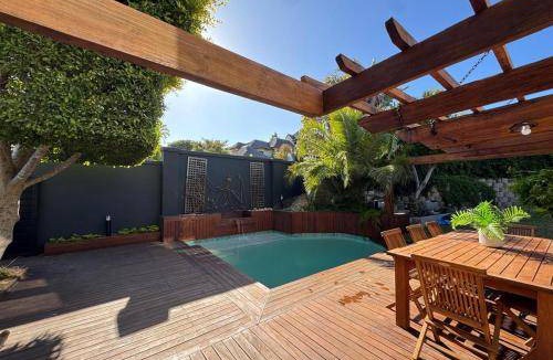 Hout Bay Apartment | 200 m² Apartment ∙ 4 bedrooms ∙ 8 guests