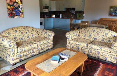 Kannaland House | 200 m² Farmhouse ∙ 3 bedrooms ∙ 8 guests