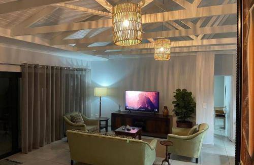 Sedgefield House | 200 m² House ∙ 3 bedrooms ∙ 6 guests