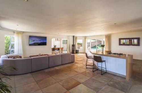 Wilderness Beach House | 200 m² House ∙ 4 bedrooms ∙ 7 guests