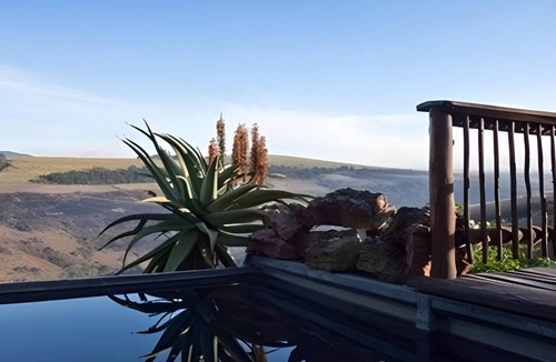 Mid Illovo Cabin | 200 m² Lodge ∙ 3 bedrooms ∙ 10 guests