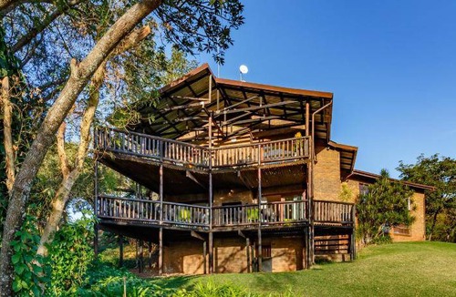 Hazyview Cabin | 200 m² Lodge ∙ 6 bedrooms ∙ 12 guests
