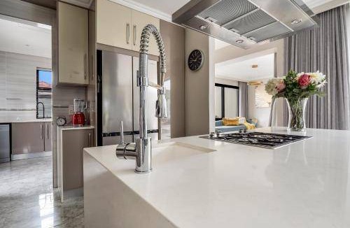 Knysna Villa | 200 m² Villa ∙ 4 bedrooms ∙ 8 guests
